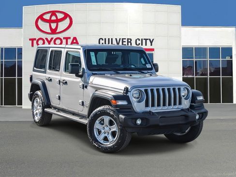 Used 2019 Jeep Wrangler Unlimited Sport S image 1