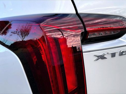 Used 2022 Cadillac XT6 Premium Luxury w/ Technology Package image 33