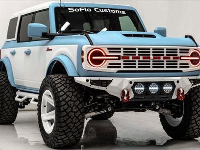 Used 2025 Ford Bronco RETRO