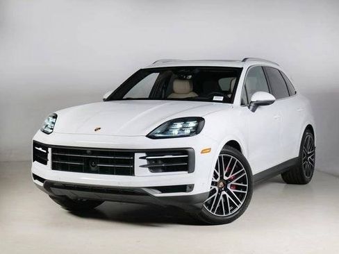 New 2026 Porsche Cayenne S AWD/4WD image 1