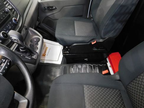 Used 2024 Ford Transit 250 Low Roof AWD w/ Exterior Upgrade Package image 34