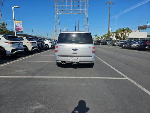 Used 2011 Ford Flex SEL w/ Rapid Spec Order Code image 6