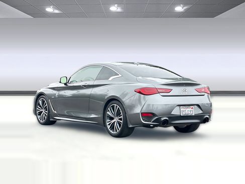 Used 2018 INFINITI Q60 3.0t Luxe w/ Sensory Package 3.0T Luxe image 3