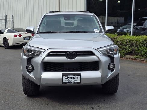 Used 2022 Toyota 4Runner SR5 image 2