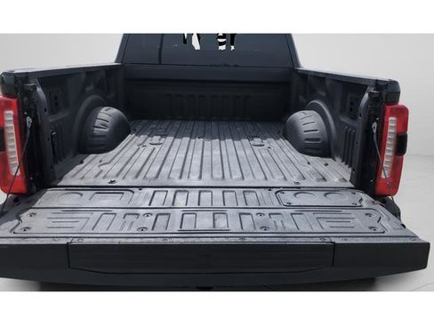 Used 2024 Ford F250 Lariat w/ Sport Appearance Package image 15