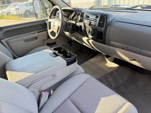 Used 2013 Chevrolet Silverado 3500 LT w/ Convenience Package image 39