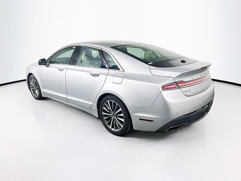 Used 2018 Lincoln MKZ Premiere FWD image 5
