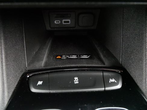 Used 2023 Chevrolet Bolt EUV Premier w/ Sun & Sound Package FWD image 30