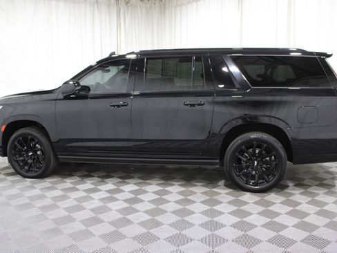 Certified 2024 Cadillac Escalade ESV Sport w/ LPO, ONYX Package image 37