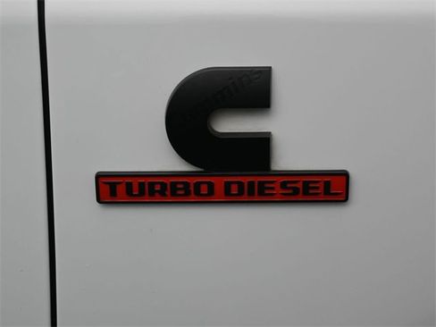 Used 2024 RAM 3500 Laramie w/ Night Edition image 10