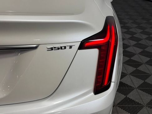 Used 2025 Cadillac CT5 Premium Luxury RWD image 12