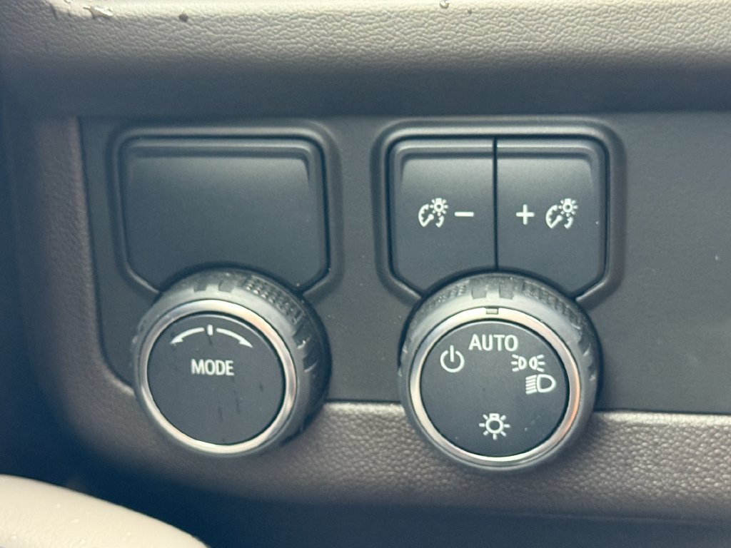 Used 2024 Chevrolet Tahoe LT w/ Luxury Package RWD image 25