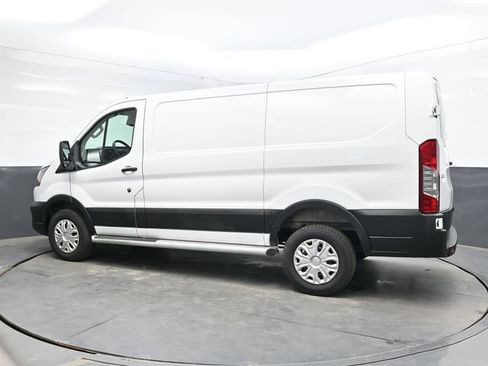 Used 2025 Ford Transit 250 Low Roof w/ Exterior Upgrade Package RWD image 4