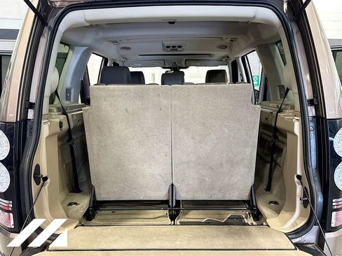 Used 2016 Land Rover LR4 HSE LUX image 28