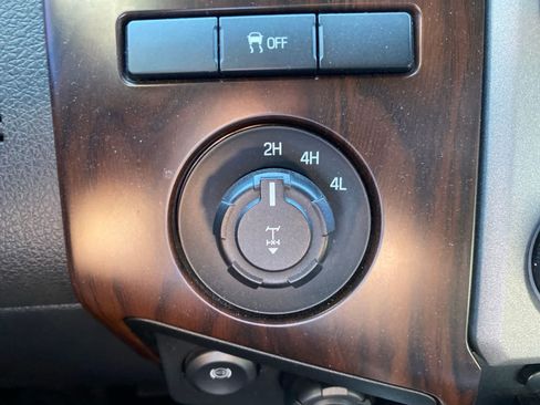 Used 2015 Ford F350 Lariat w/ Lariat Ultimate Package AWD/4WD image 16