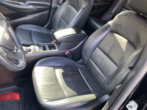 Used 2017 Chevrolet Cruze Premier image 29