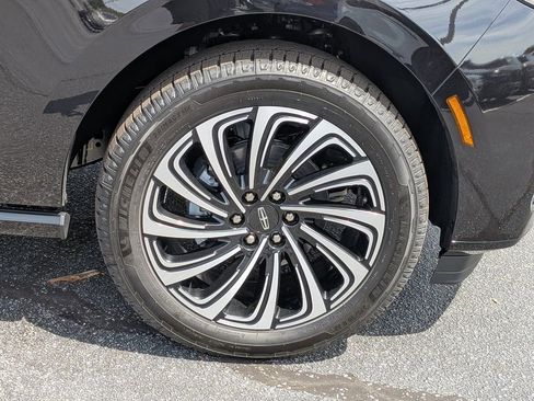 New 2026 Lincoln Navigator Black Label AWD/4WD image 11
