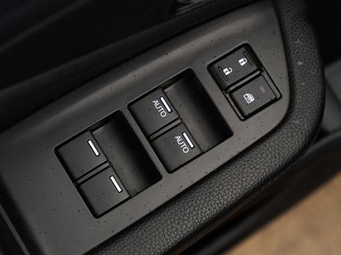 Certified 2022 Honda Pilot Sport image 36