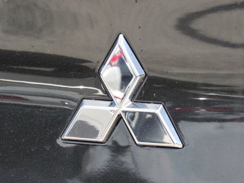 New 2026 Mitsubishi Outlander ES FWD image 12