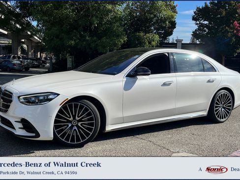 Used 2021 Mercedes-Benz S 580 4MATIC Sedan image 1