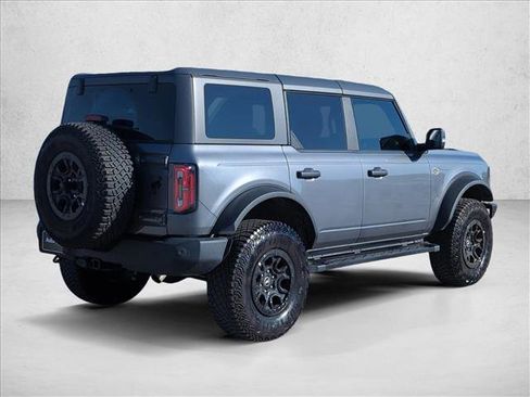 Used 2023 Ford Bronco Wildtrak image 4