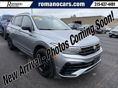 Used 2024 Volkswagen Tiguan SE R-Line