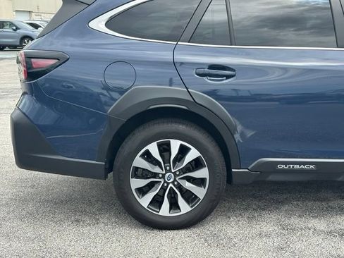 Certified 2024 Subaru Outback Limited AWD/4WD image 8