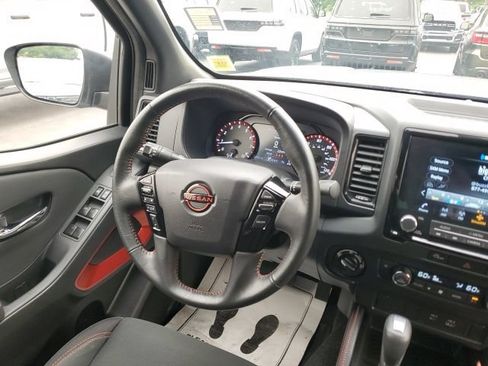 Used 2024 Nissan Frontier PRO-4X w/ Off-Road Protection Package AWD/4WD image 17