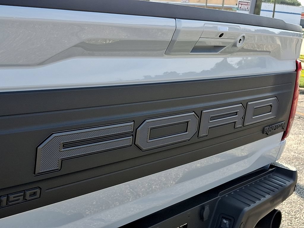 Used 2025 Ford F150 Raptor AWD/4WD image 30