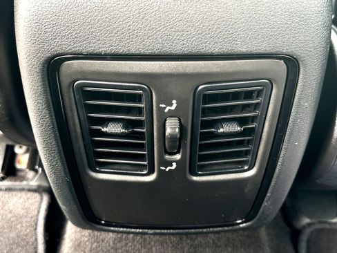 Used 2022 Dodge Durango GT AWD/4WD image 27