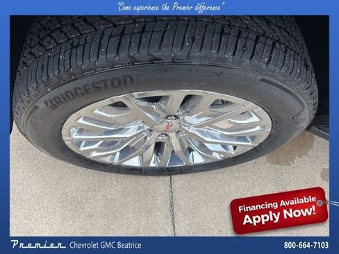 New 2025 GMC Yukon Elevation image 11