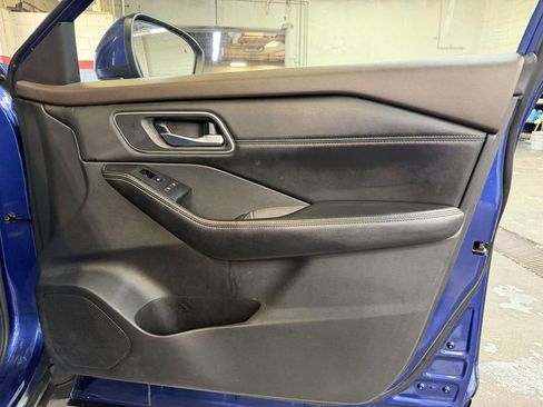 Used 2021 Nissan Rogue SV w/ Premium Package AWD/4WD image 25