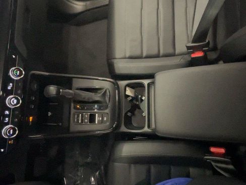 Used 2026 Honda CR-V EX-L image 37