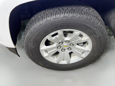 Used 2022 Chevrolet Colorado LT w/ Fleet Safety Package RWD image 14