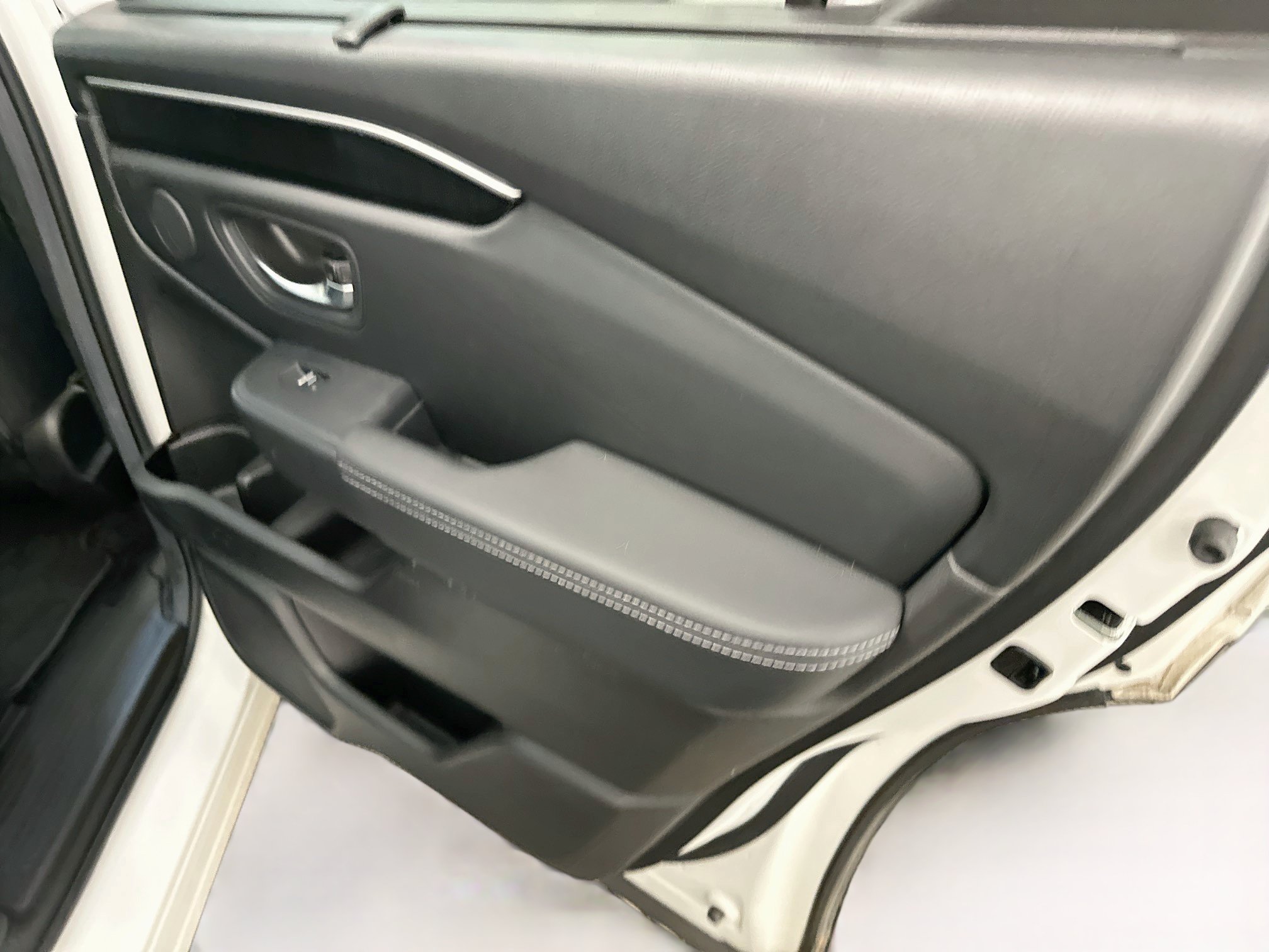 Used 2025 Honda Pilot Elite image 33