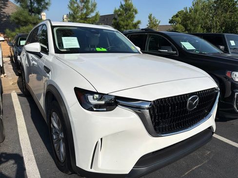 Used 2024 MAZDA CX-90 3.3 Turbo w/ Preferred Package AWD/4WD image 2