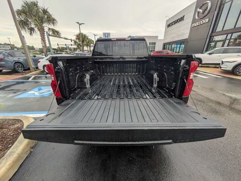 Used 2022 Chevrolet Silverado 1500 Custom AWD/4WD image 12