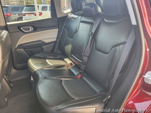 Certified 2022 Jeep Compass Limited AWD/4WD image 12