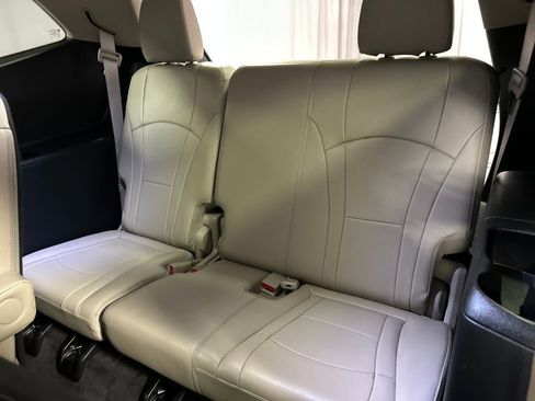 Used 2020 Buick Enclave Essence w/ Trailering Package, 5000 lbs. FWD image 22