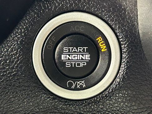 Used 2022 RAM 3500 Laramie AWD/4WD image 29