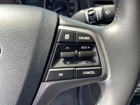 Used 2018 Hyundai Elantra Value Edition FWD image 33