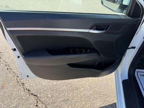 Used 2020 Hyundai Elantra SEL w/ Cargo Package (C1) image 11