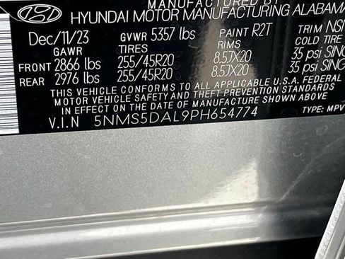 Used 2023 Hyundai Santa Fe Calligraphy image 36