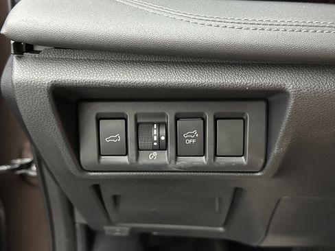 Used 2021 Subaru Outback Touring XT image 22