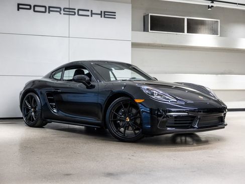 Certified 2025 Porsche 718 Cayman RWD image 10