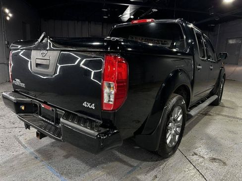 Used 2012 Nissan Frontier SV w/ Sport Appearance Pkg AWD/4WD image 5