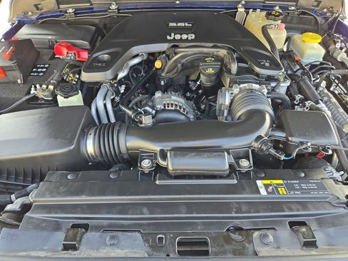 Used 2019 Jeep Wrangler Unlimited Rubicon image 33