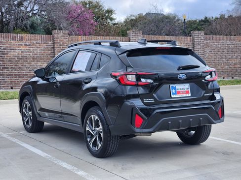 Used 2024 Subaru Crosstrek 2.0i Premium image 8