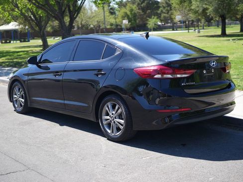 Used 2018 Hyundai Elantra SEL FWD image 6