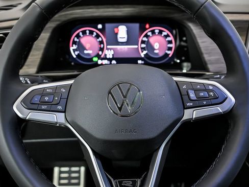 New 2026 Volkswagen Atlas SEL Premium R-Line AWD/4WD image 13